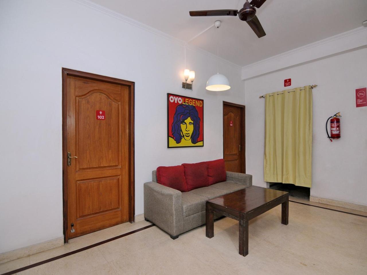 Oyo Flagship 592 Hauz Khas Village 新德里 外观 照片