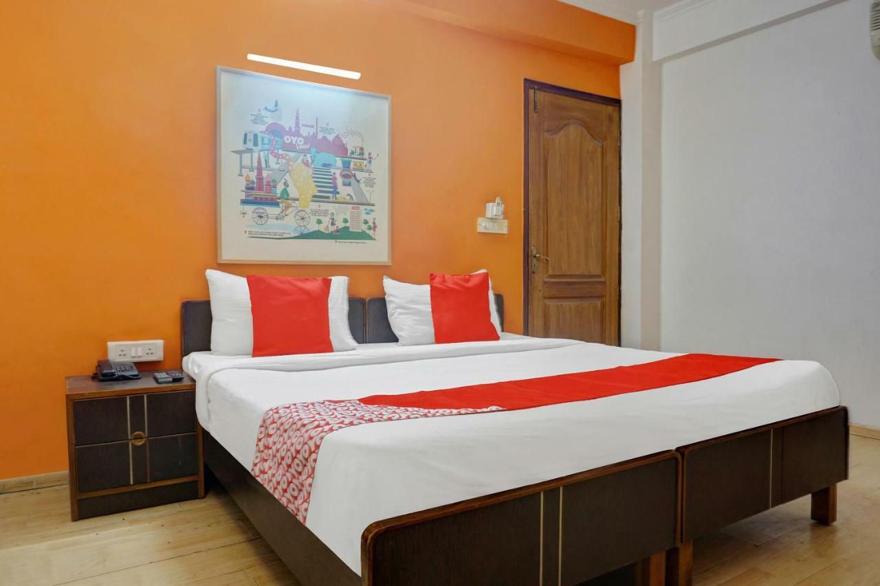 Oyo Flagship 592 Hauz Khas Village 新德里 外观 照片