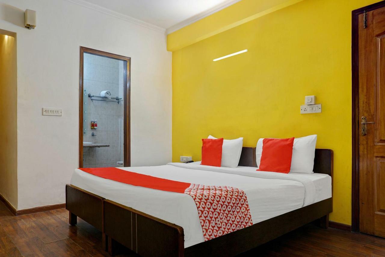 Oyo Flagship 592 Hauz Khas Village 新德里 外观 照片