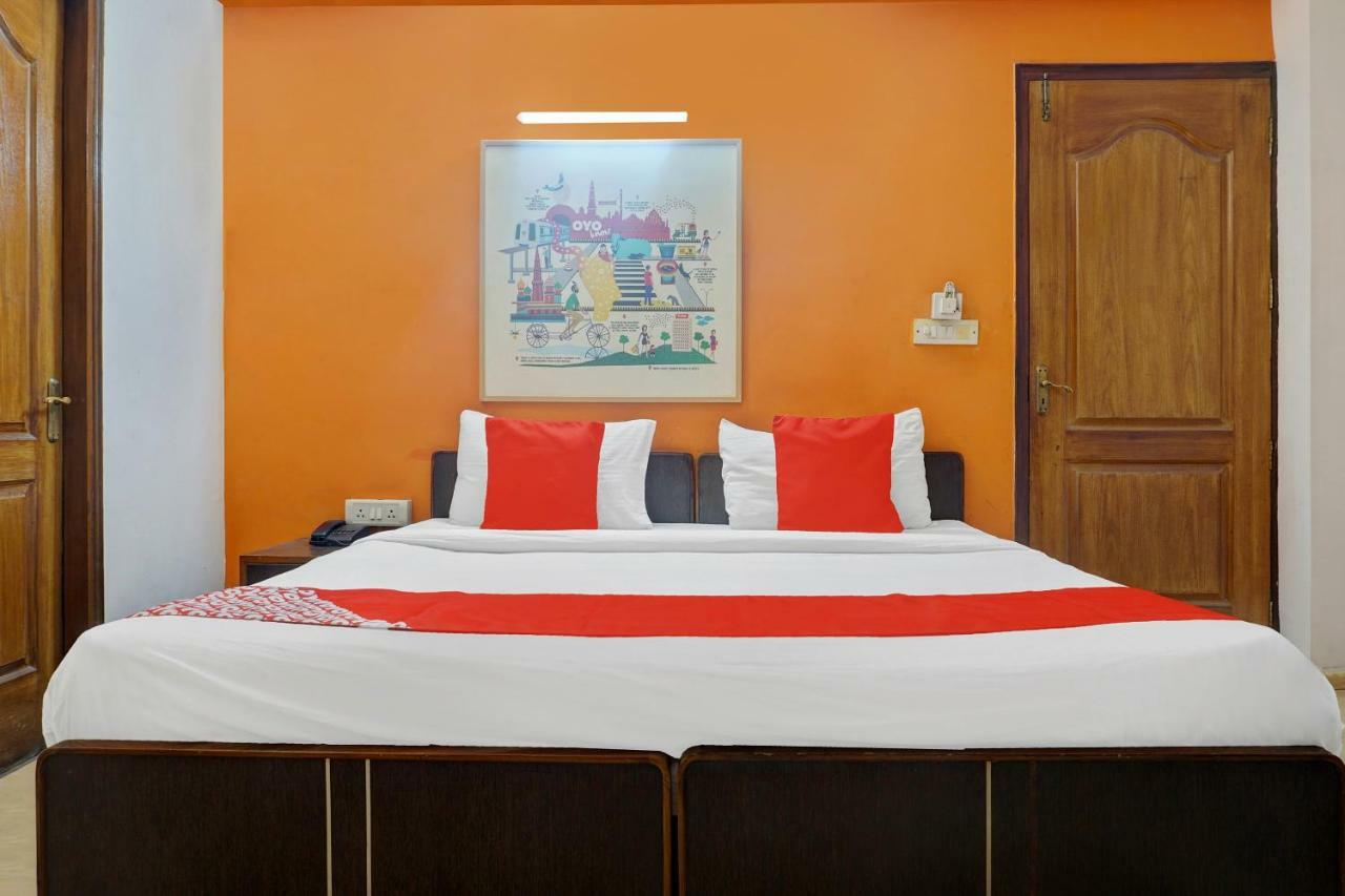 Oyo Flagship 592 Hauz Khas Village 新德里 外观 照片